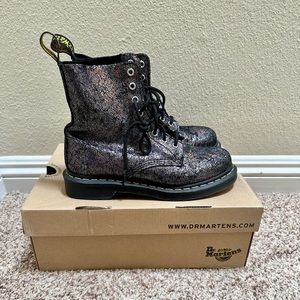 Dr. Martens 1460 Pascal Iridescent Crackle - Gunmetal